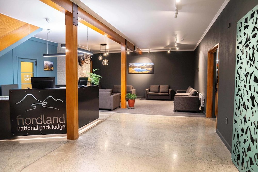 Fiordland National Park Lodge 2