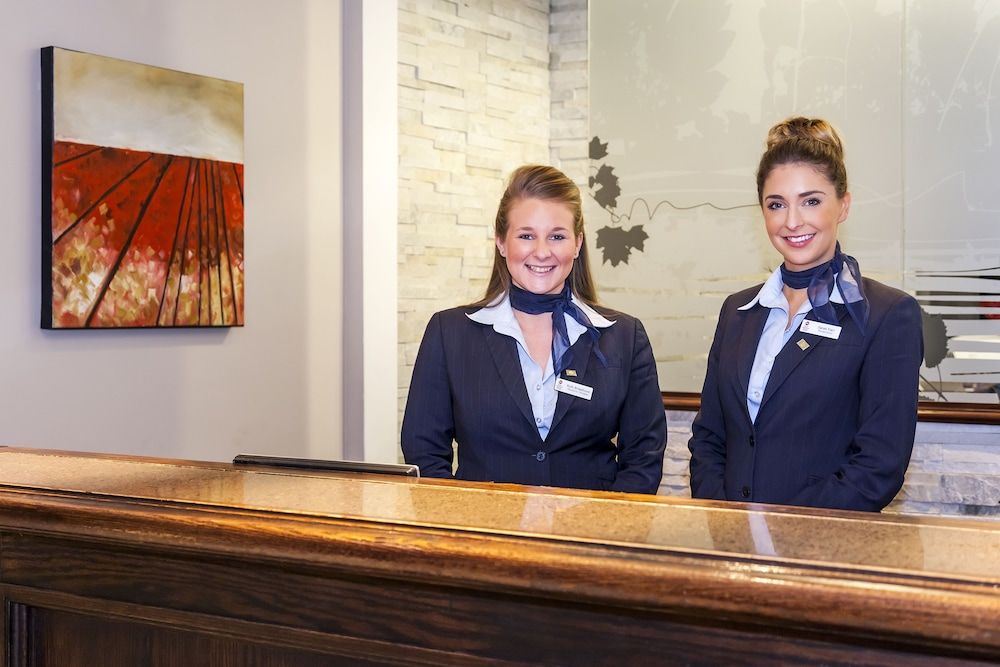 Best Western Plus Manchester Airport Wilmslow Pinewood Hotel 3