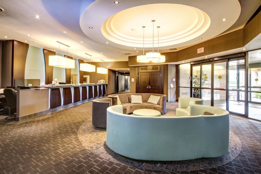 Best Western Plus Guildwood Inn 3