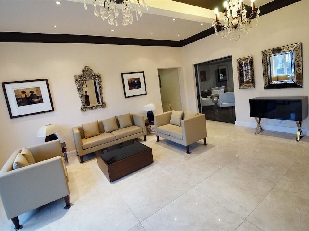 The Baltimore Hotel 2