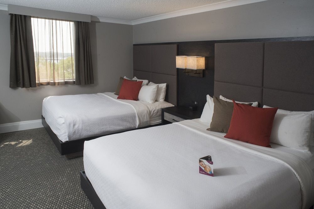 Crowne Plaza Fredericton-Lord Beaverbrook 3