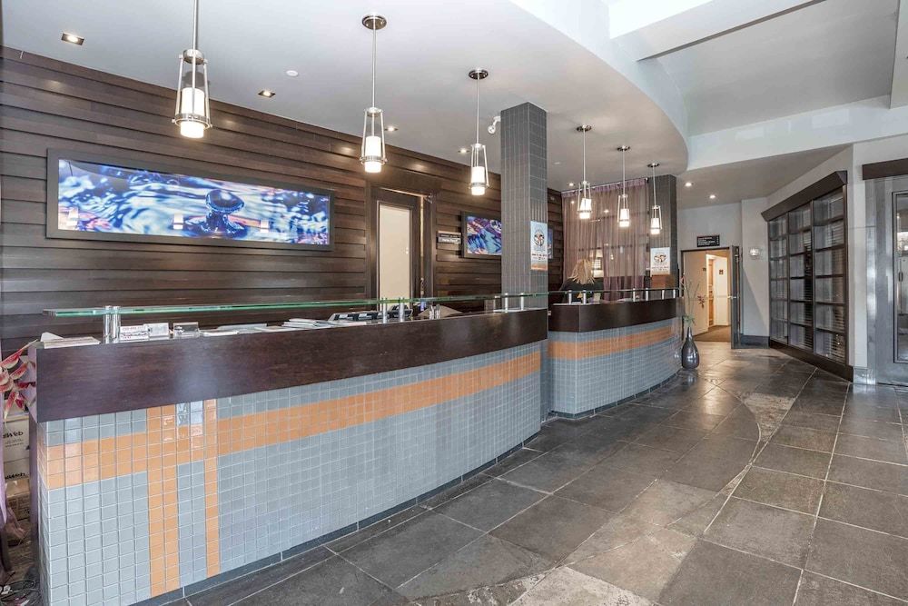 Sandman Hotel Penticton 3