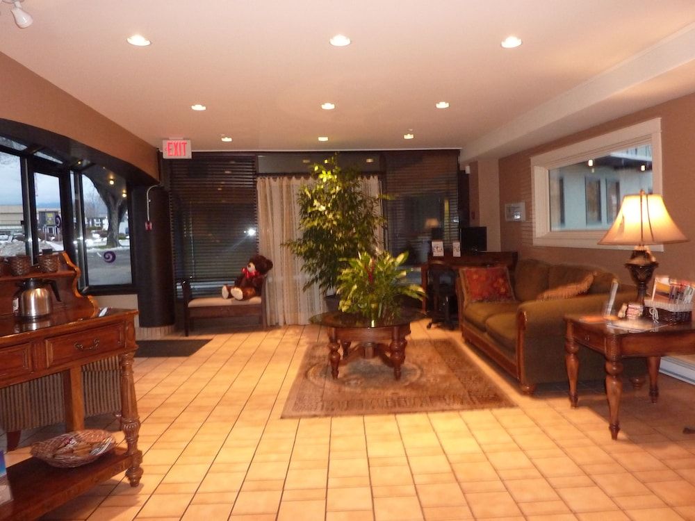 Coast Penticton Hotel 3