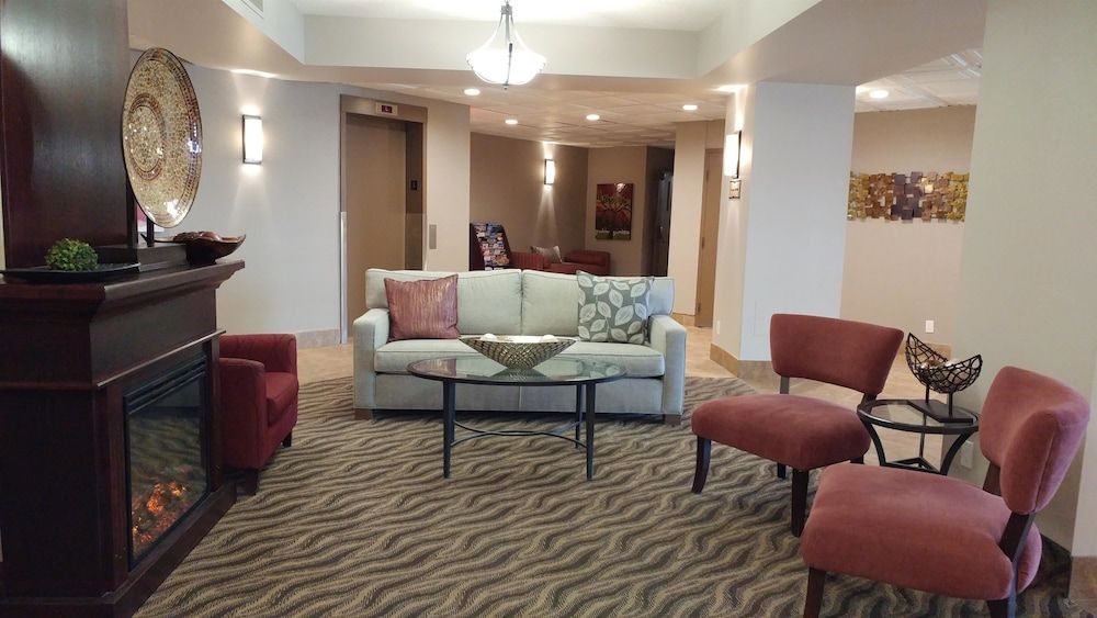 Best Western Plus Rose City Suites 2