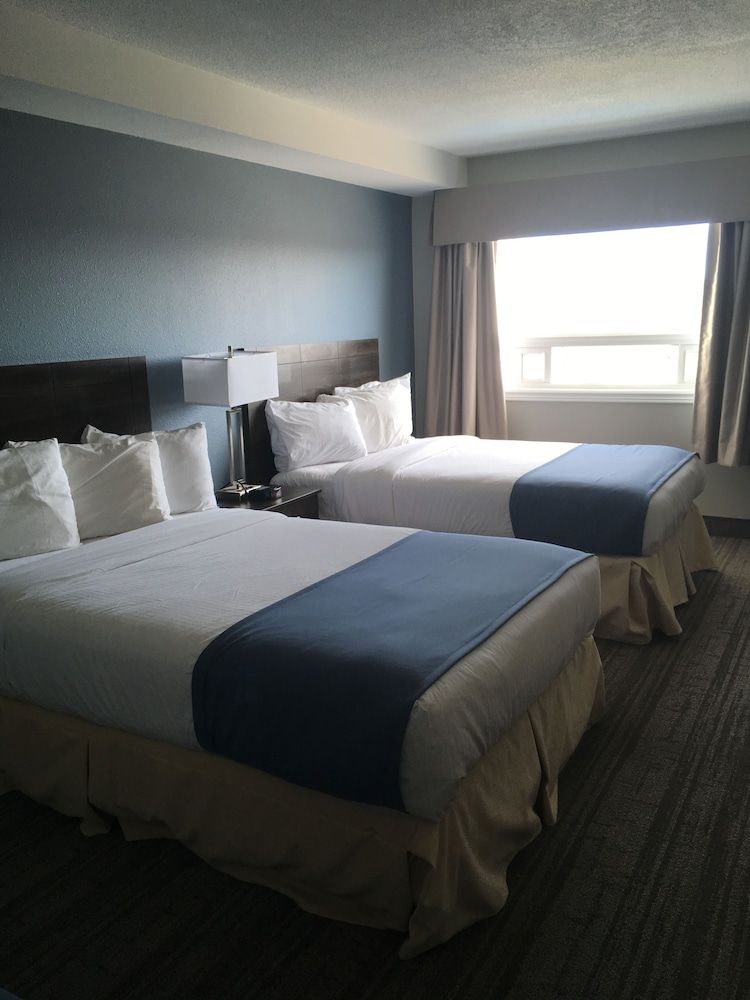 Travelodge Suites by Wyndham New Glasgow 2