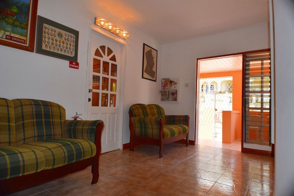 Shonlan Inn and Apartments 2