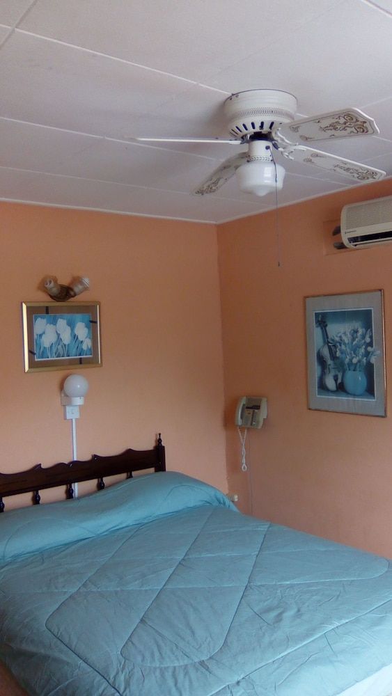 Shonlan Inn and Apartments 3