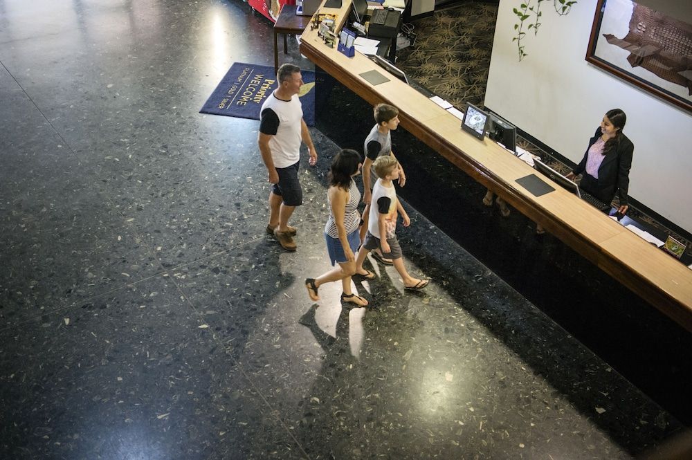 Mercure Kakadu Crocodile Hotel 2