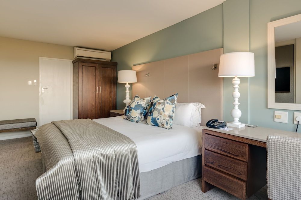 Protea Hotel by Marriott Karridene Beach 2