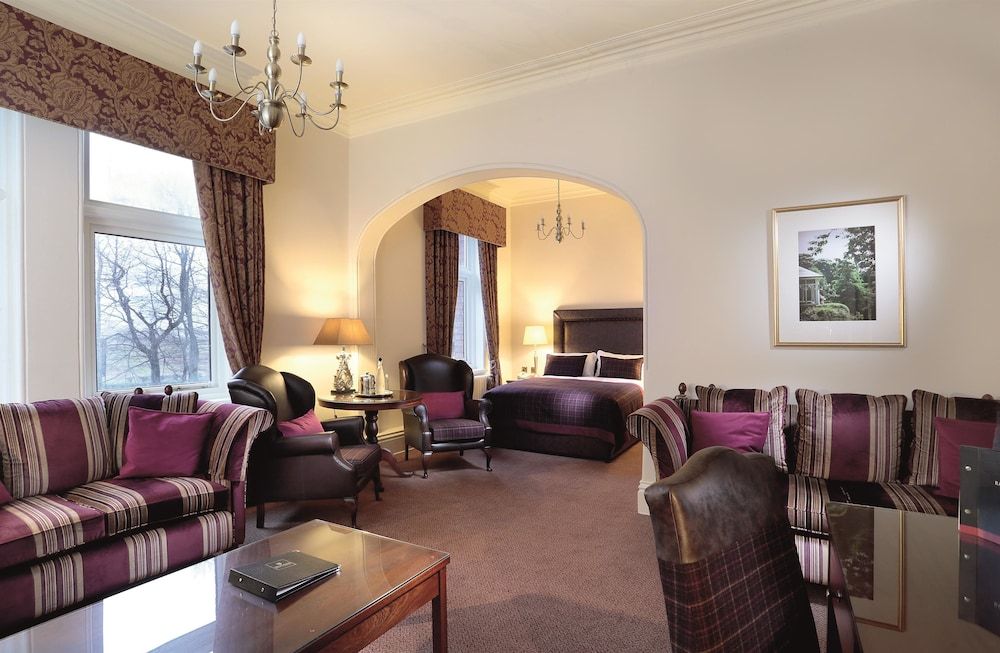 Macdonald Kilhey Court