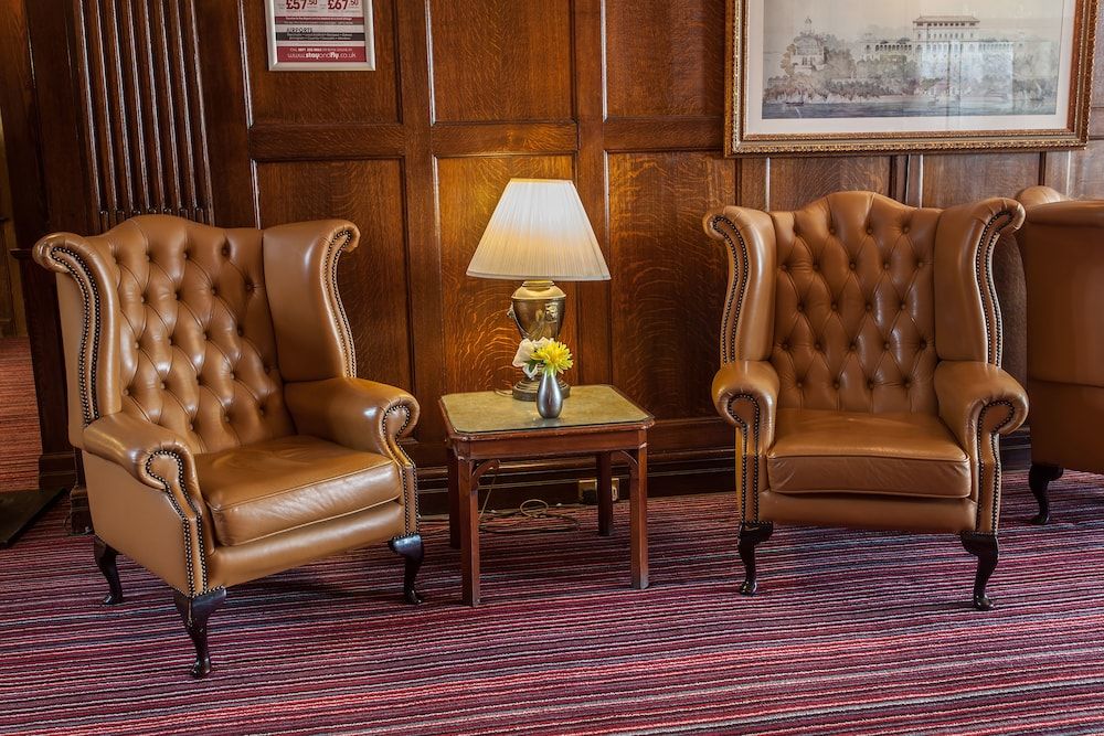 Russ Hill Hotel 3 estrelas em Horley