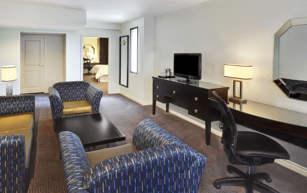 Sheraton Montreal Airport Hotel 3