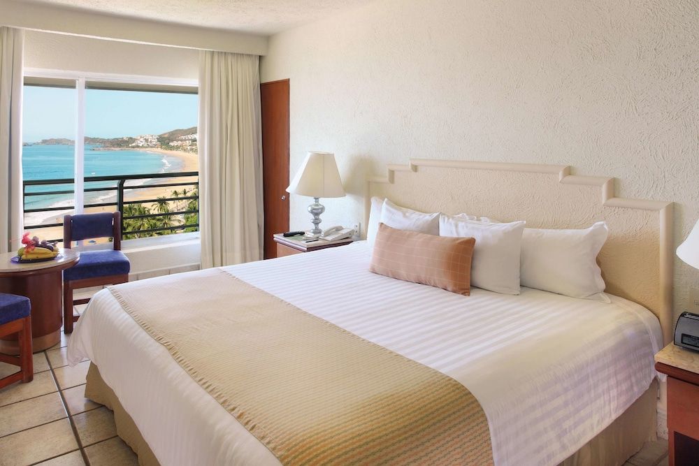 Emporio Ixtapa- with Optional All Inclusive 3