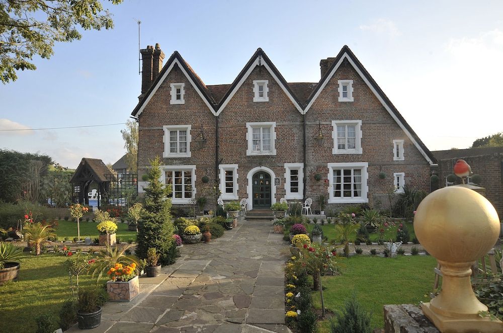 The Boship Lions Farm Hotel