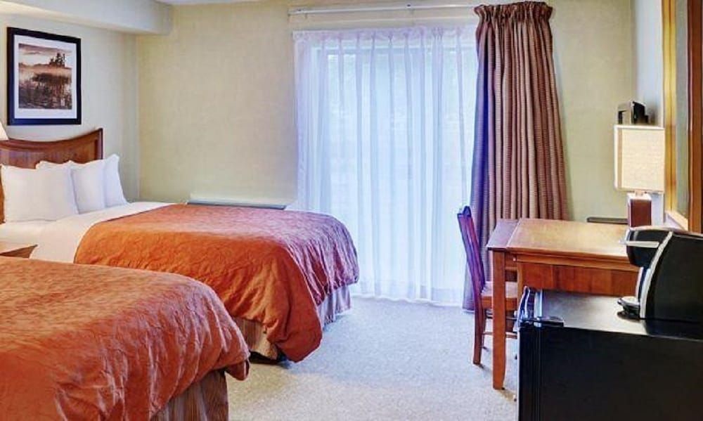 Thompson's Best Value Inn & Suites 3