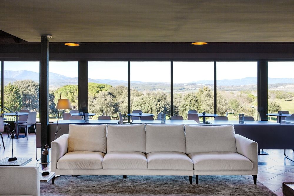 Torremirona Aparthotel Vila Birdie 2