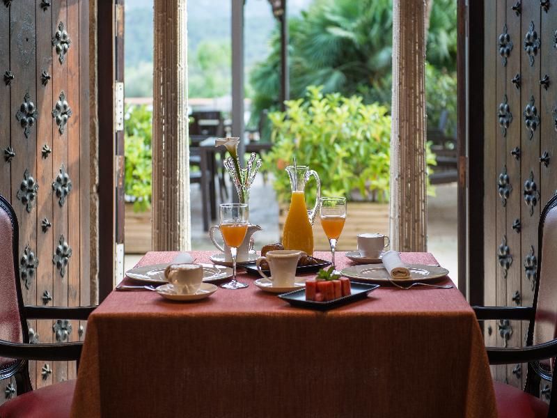 Salles Hotel & SPA Mas Tapiolas 2