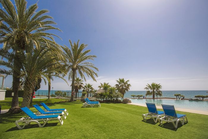 🌅🥐 ¡DESAYUNA FRENTE AL MAR! Desde 1 noche en el Gran Hotel Las Fuentes 4* | Costa Azahar, Alcocéber  