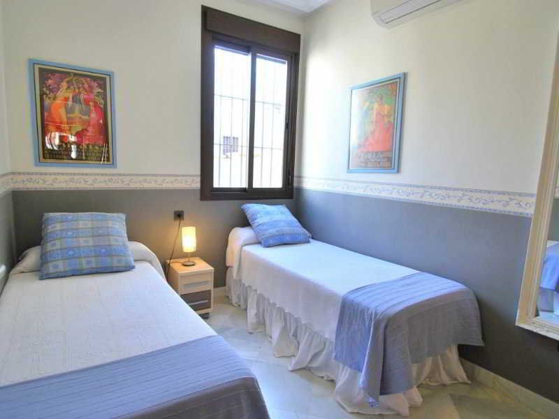 Living Sevilla Apartments 2