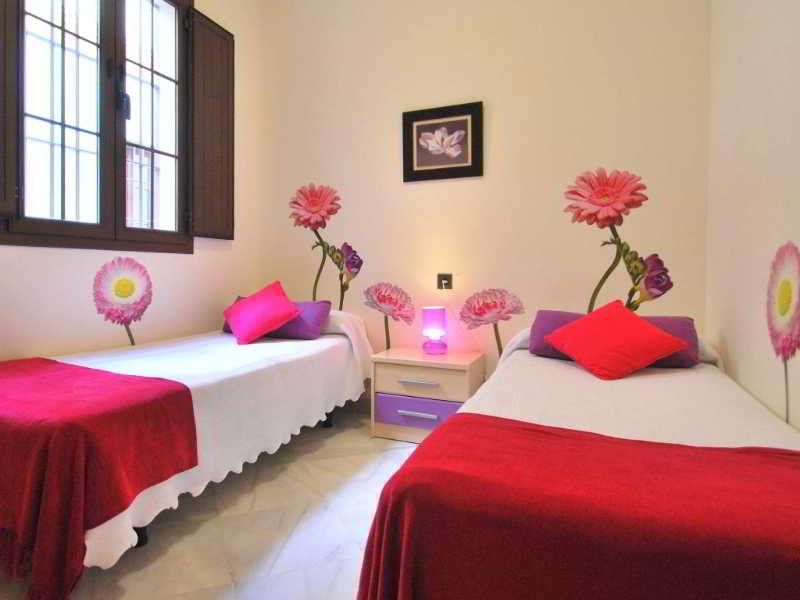 Living Sevilla Apartments 1