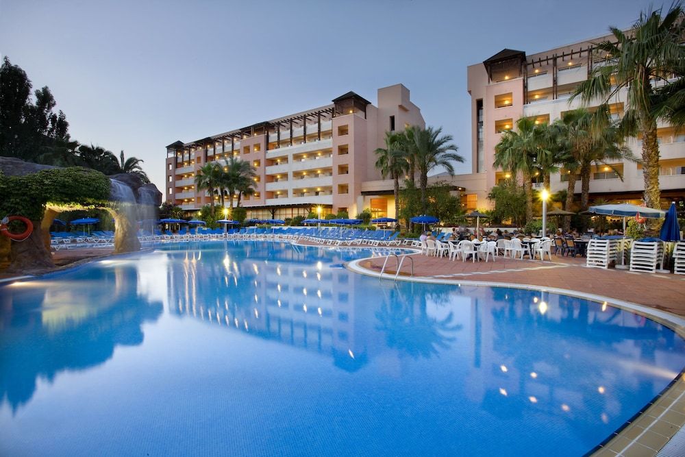 Vacaciones con Hotel 4* en Salou ¡Disfrútalo!