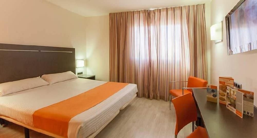 Hotel H2 Ávila 1