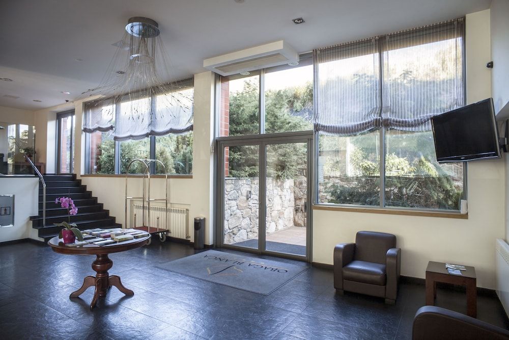 Hotel Obaga Blanca 3