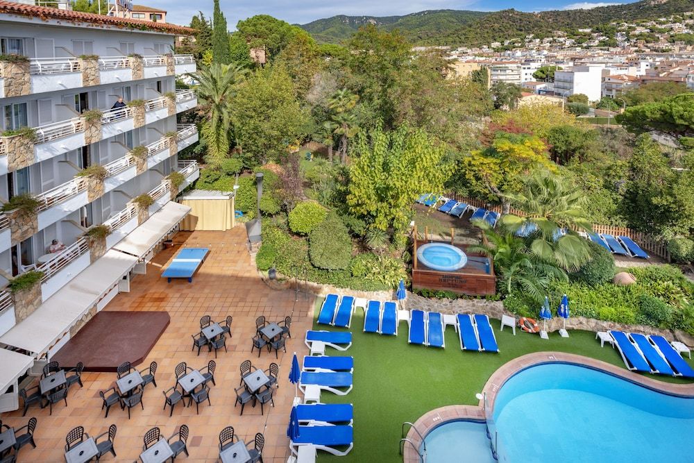 Hotel GHT Neptuno-Tossa & Venus SPA 3 estrelas em Tossa de Mar