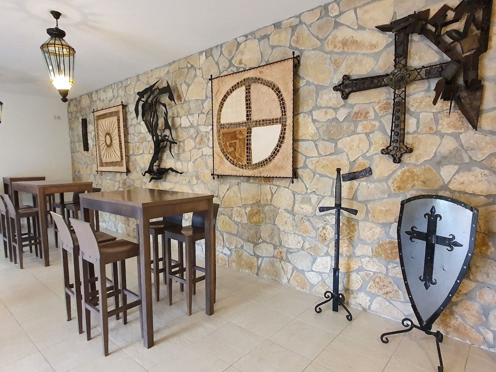 Hotel Acebos Arriondas 2