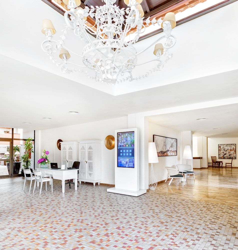 Occidental Jandía Royal Level - Adults Only 2