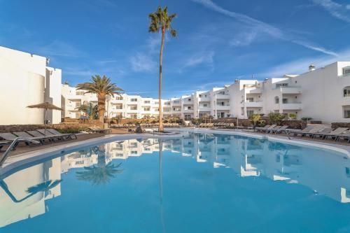 Hotel Siroco by SeaSense- Adults Only 18 3 estrellas en Costa Teguise