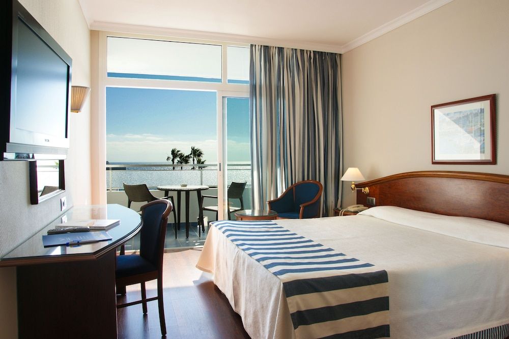 VIK Hotel San Antonio 2