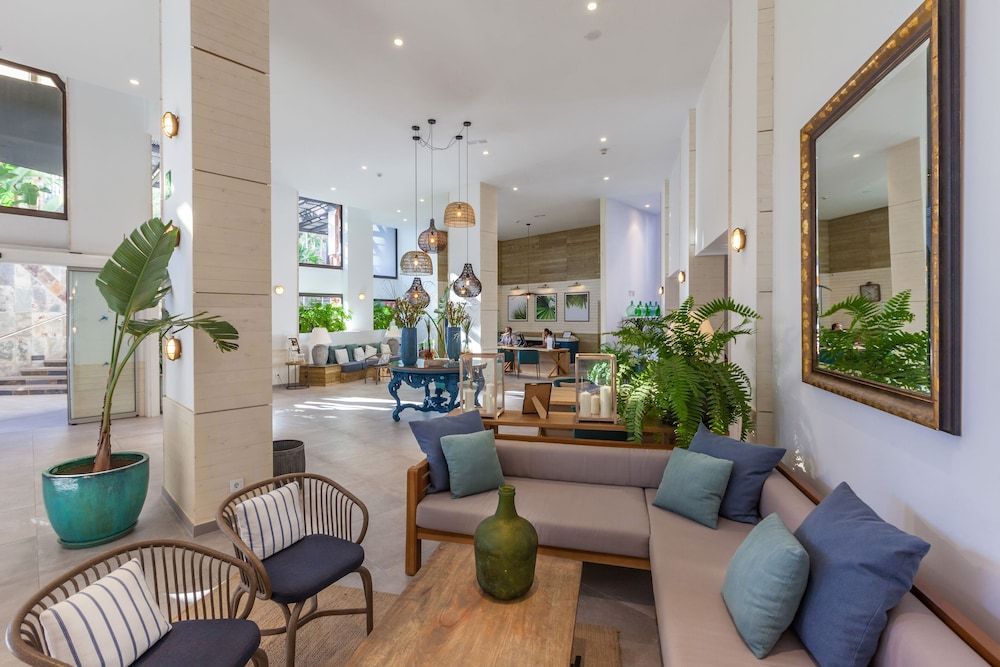 Corallium Beach by Lopesan Hotels - Adults Only 3
