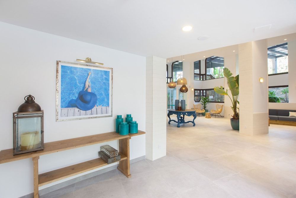 Corallium Beach by Lopesan Hotels - Adults Only 2