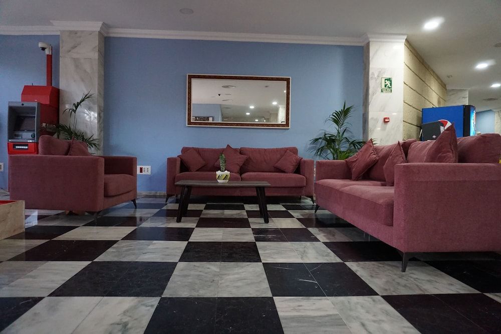 Apartamentos Pirámides 3