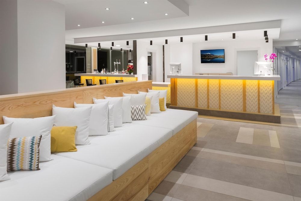 Atlantic Mirage Suites & SPA - Adults Only 3