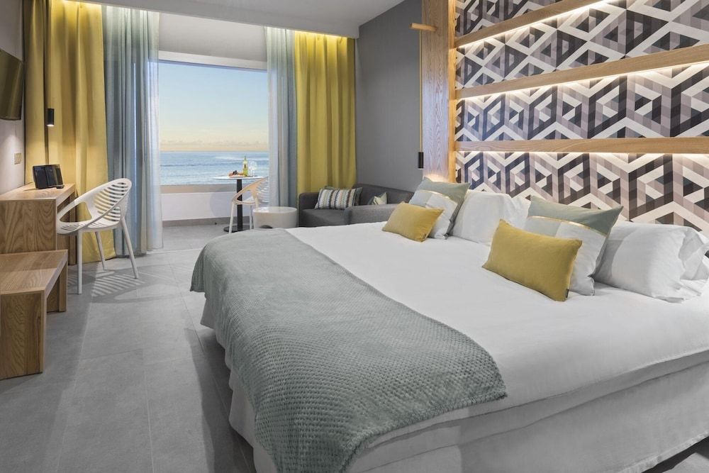 Atlantic Mirage Suites & SPA - Adults Only 1