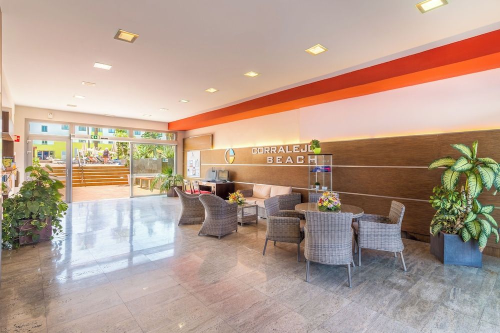 Hotel LIVVO Corralejo Beach 2