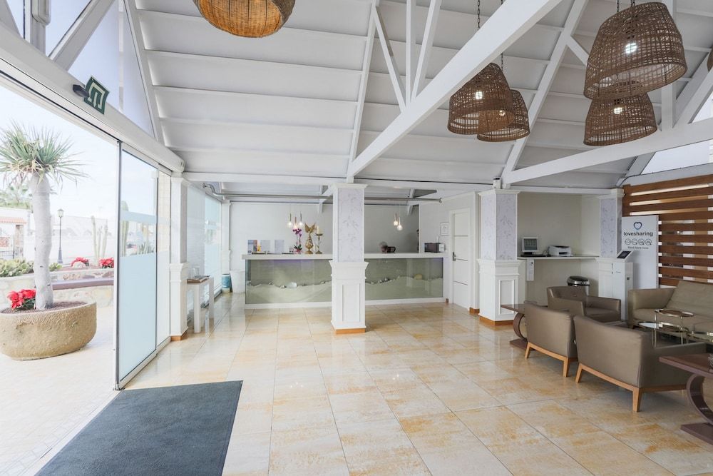 Arena Suite Hotel - Adults Only 2