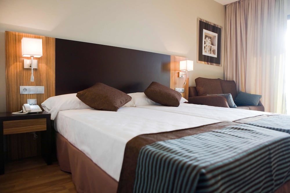 Hotel Apartamentos Conilsol 1