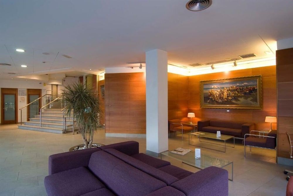Hotel Port Feria Valencia 2