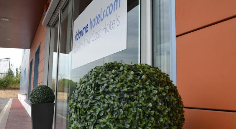 B&B Hotel Valencia Aeropuerto 2