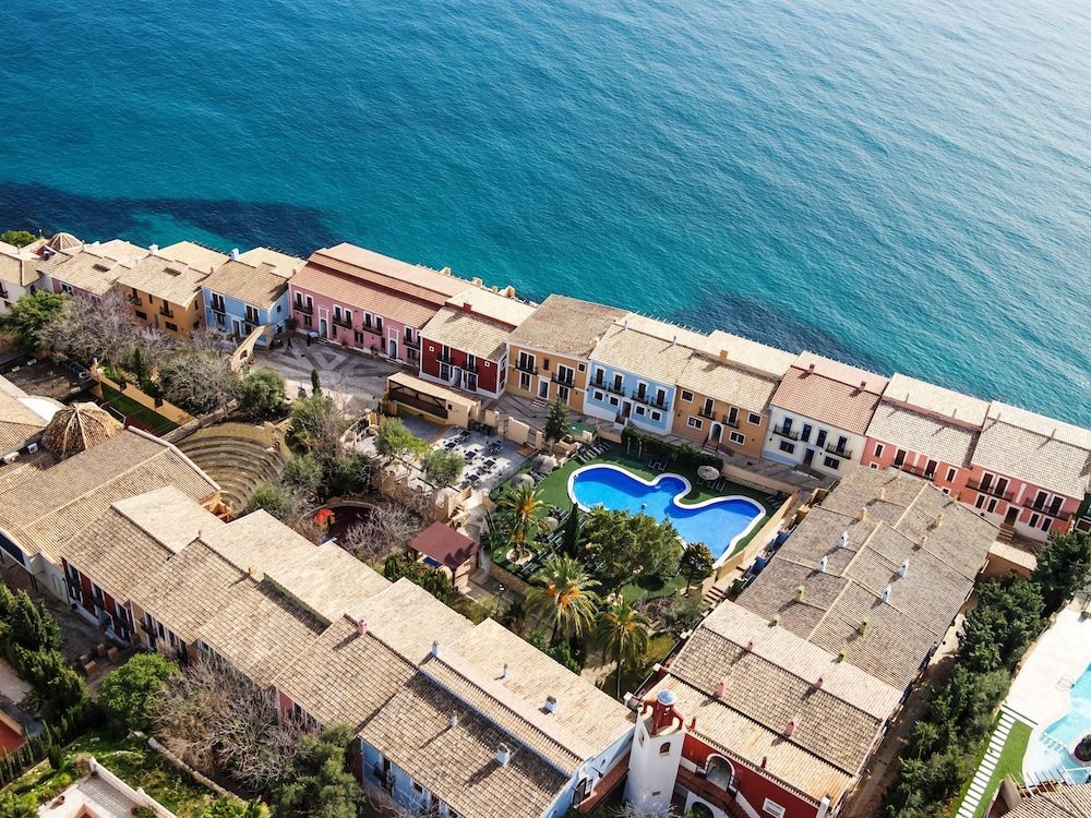 Apartamentos Pueblo Acantilado Suites 1