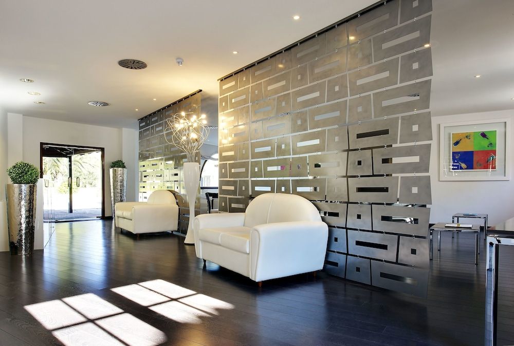 Apartamentos Pueblo Acantilado Suites 2