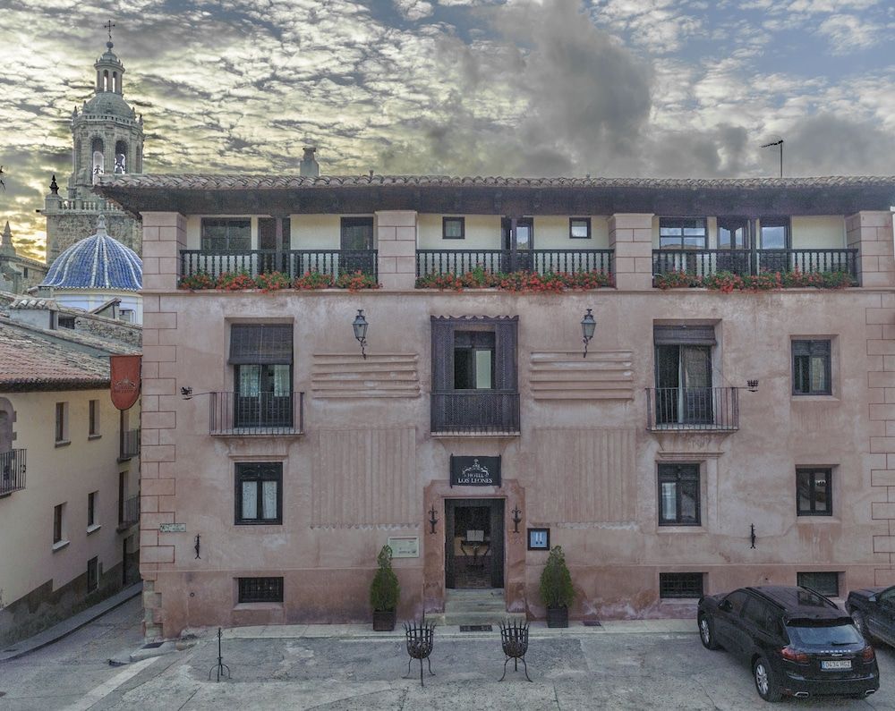 Hotel los Leones 2 estrelas em Rubielos de Mora