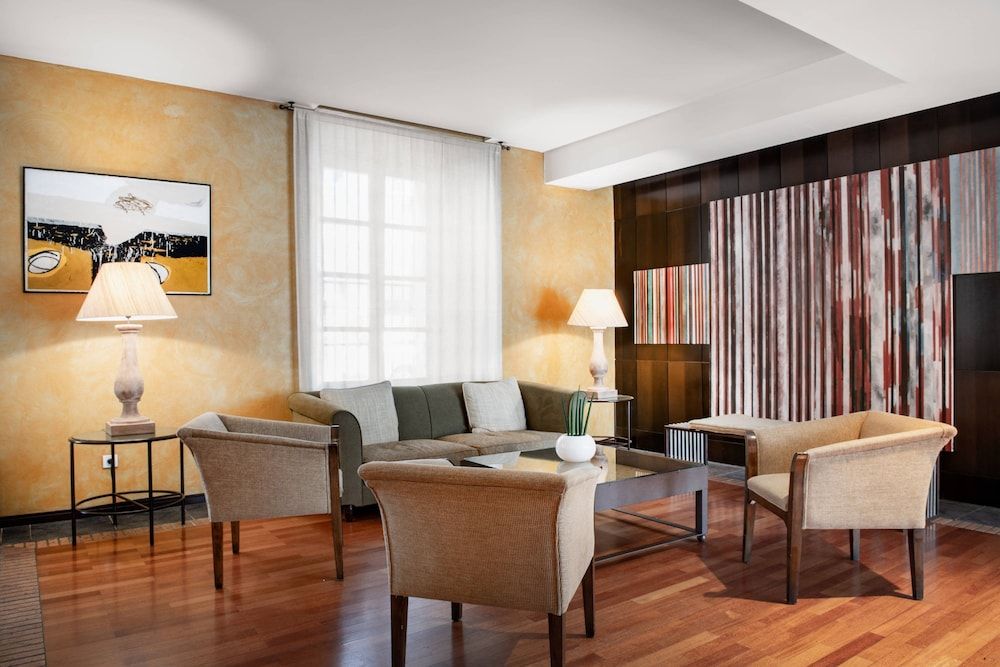 AC Hotel Ciudad de Tudela by Marriott 2