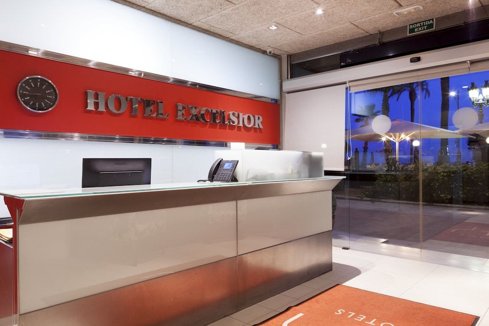 URH Hotel Excelsior 2