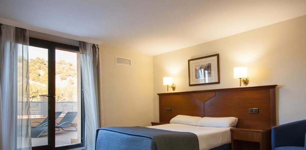 Hotel Porcel Alixares 1