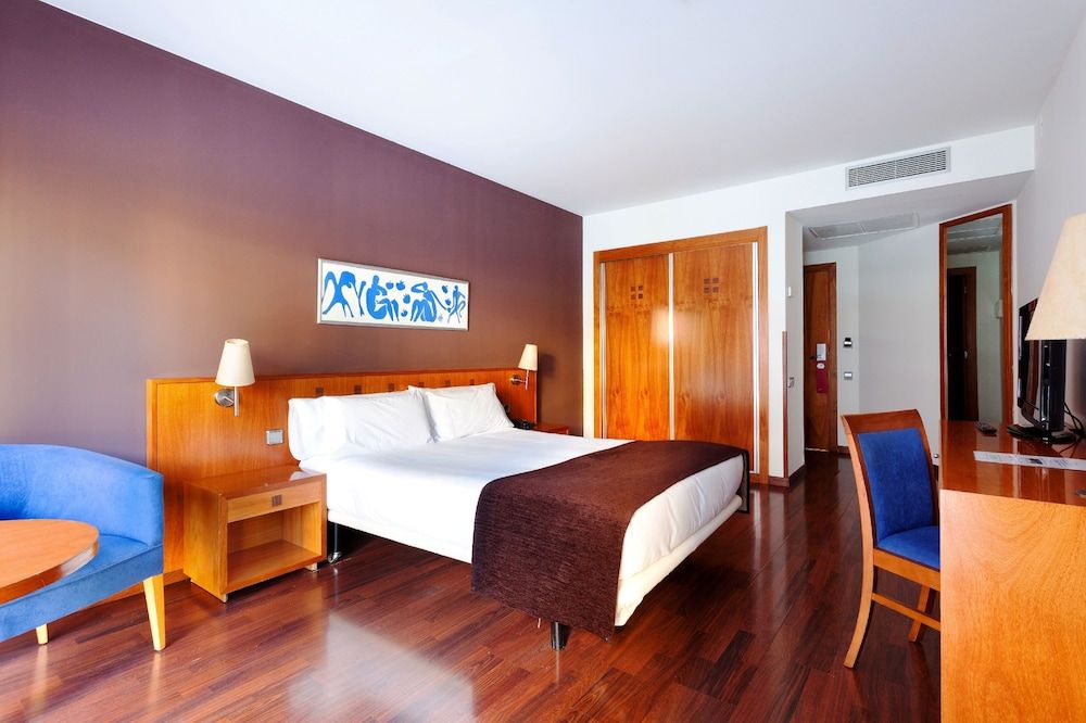 Hotel AA Viladomat by Silken 3