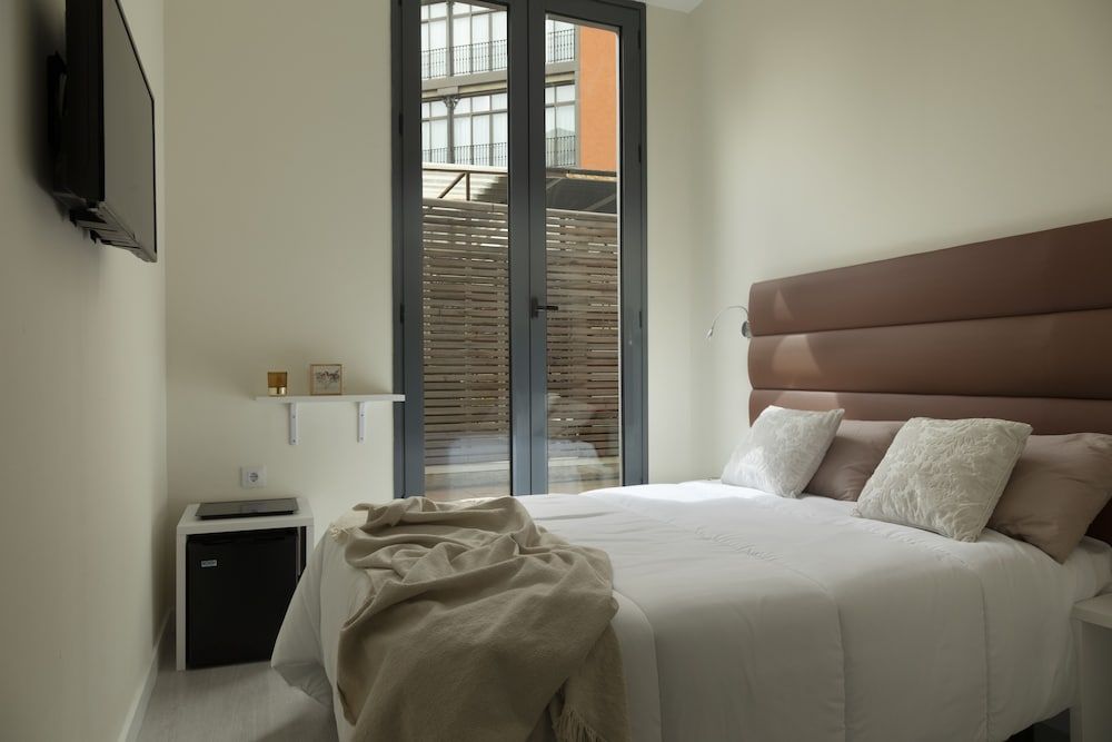 Naitly Ronda Sant Antoni Barcelona 2